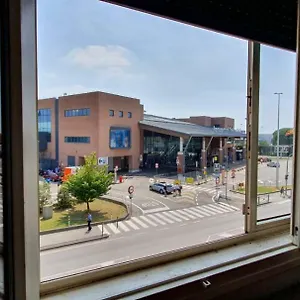 5* Гостевой дом Venice Airport Bed